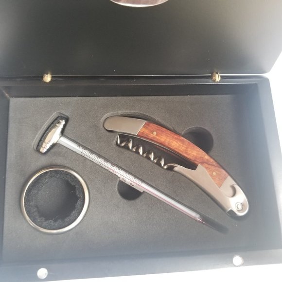Wine Tool Set Corkscrew Thermometer Wine Ring Wood Case Bar Tools Trudeau - Picture 9 of 12
